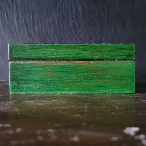 Aquarian Tarot Three Of Cups Wooden Storage Box With Green Finish - Picture 5 of 10